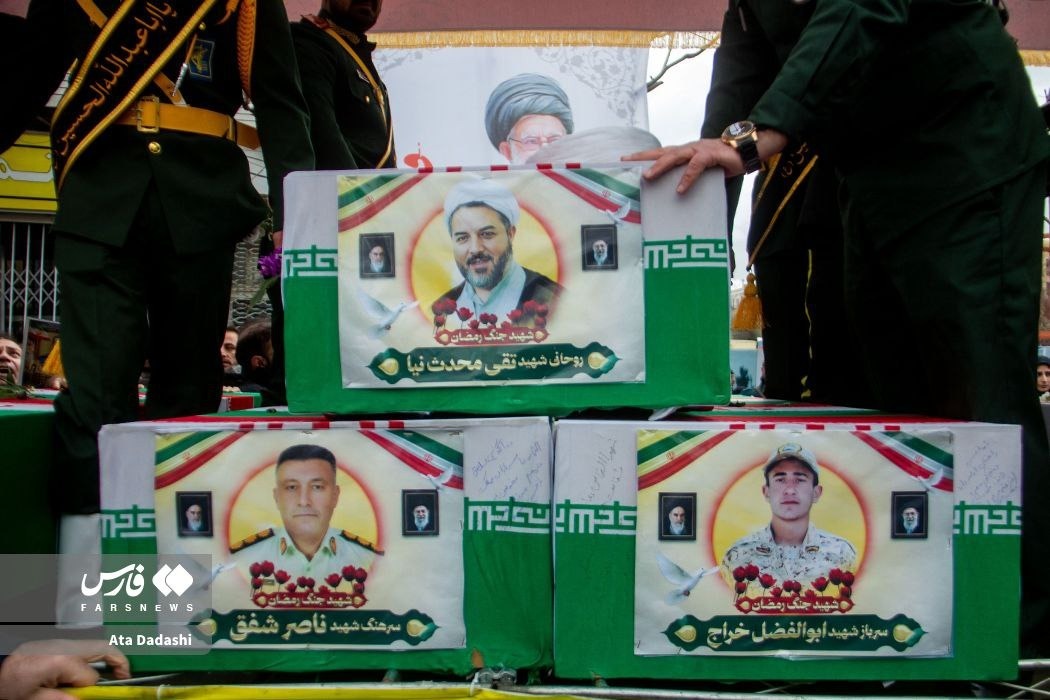 بالصور| تشييع شهداء في مدينة تبريز شمال غرب إيران