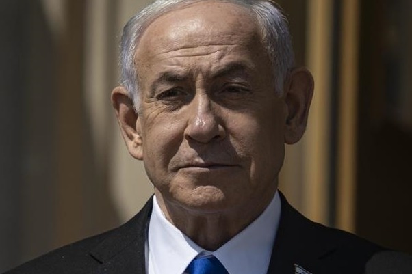 آفي أشكنازي: نتنياهو لا يثِق بقادة المؤسسة الأمنية