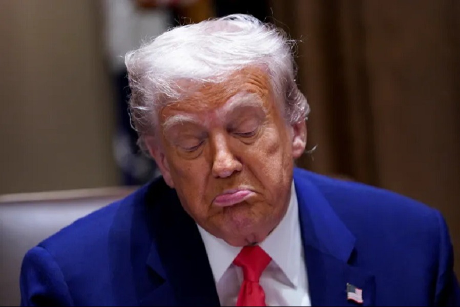 بعد فشله عسكريًا... ترامب يكلّف مستشاريه بإيجاد حل دبلوماسي للحرب مع إيران