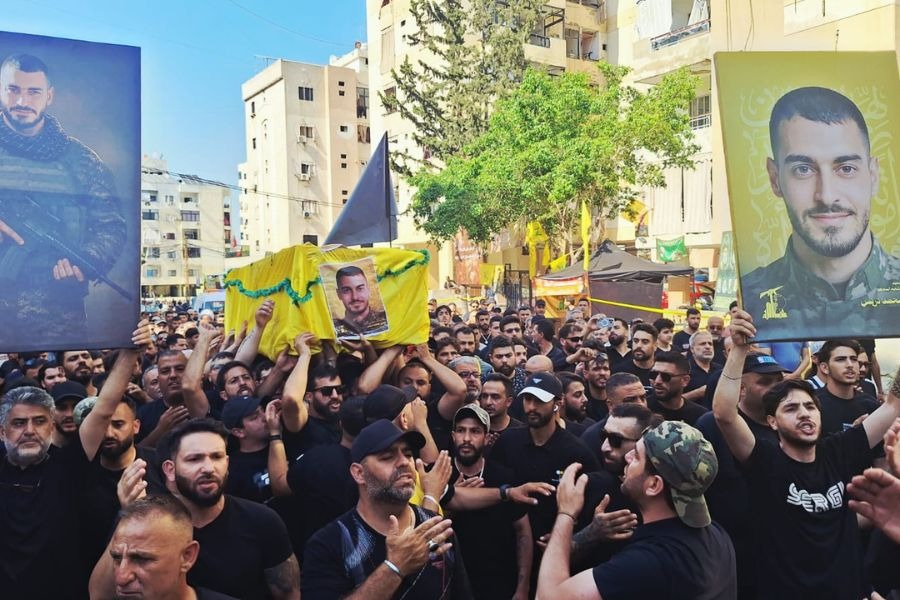 بالصور| حزب الله شيّع ثلة من الشهداء في روضتي جنة الزهراء (ع) والشهيدين