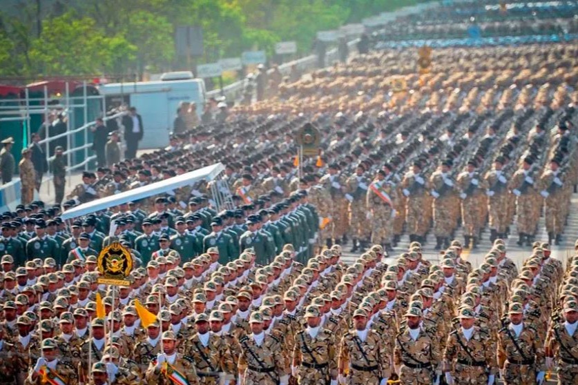 الجيش الإيراني: رسالة السيد مجتبى الخامنئي وصلت بوضوح وصوت عالٍ إلى مسامع الجميع