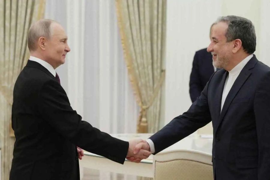 عراقجي في سانت بطرسبورغ: تعزيز التنسيق مع موسكو وبحث تطورات الحرب والمفاوضات