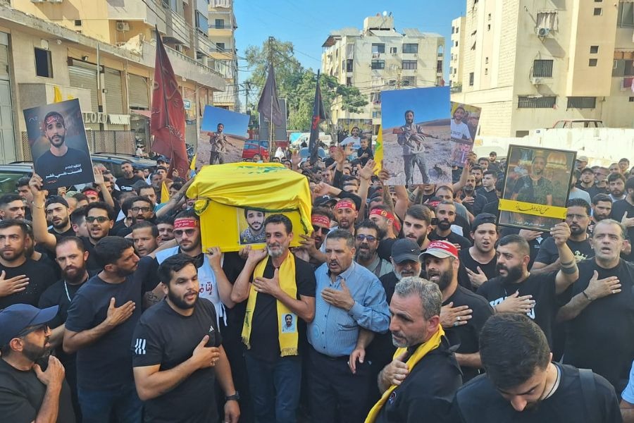 حزب الله شيّع الشهيد فضل علي شكر في الضاحية الجنوبية 