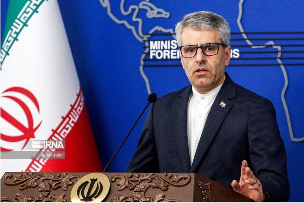 بقائي: لا قرار نهائيًا بشأن مفاوضات باكستان وسط تشكيك بسلوك واشنطن والتزامها