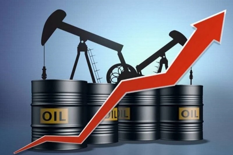 أسعار النفط تقفز إلى أعلى مستوياتها منذ العام 2022