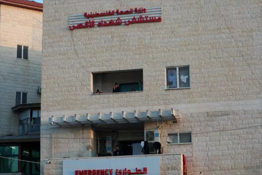 العدو يستهدف مخازن الأدوية في مستشفى شهداء الأقصى والخسائر أكثر من نصف مليون $ 