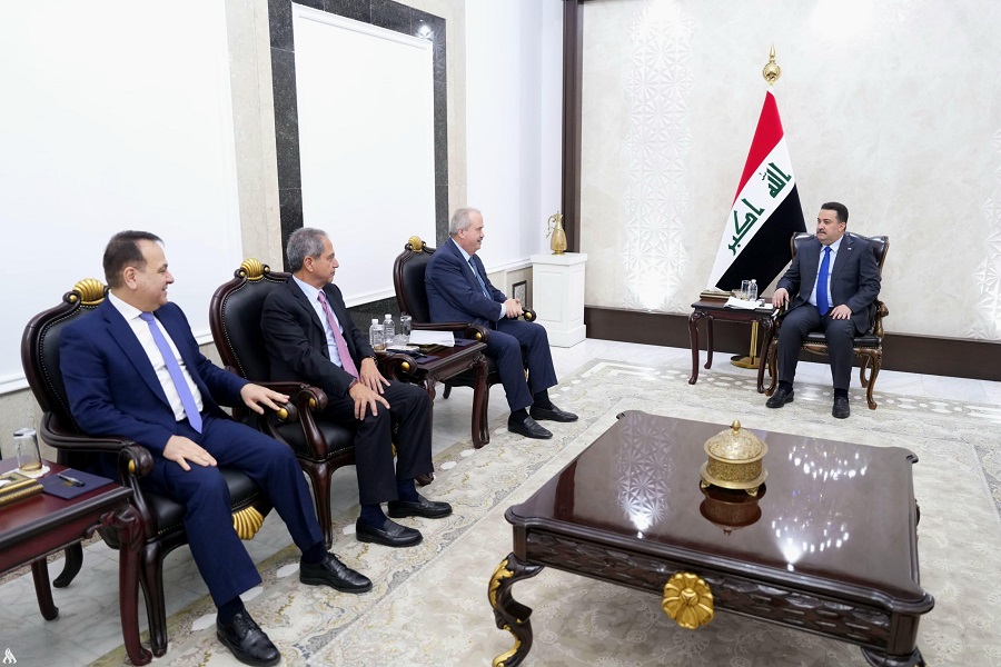 320 ألف طن من القمح العراقي للبنان قريبًا وبحث في إعادة تشغيل خط أنابيب النفط