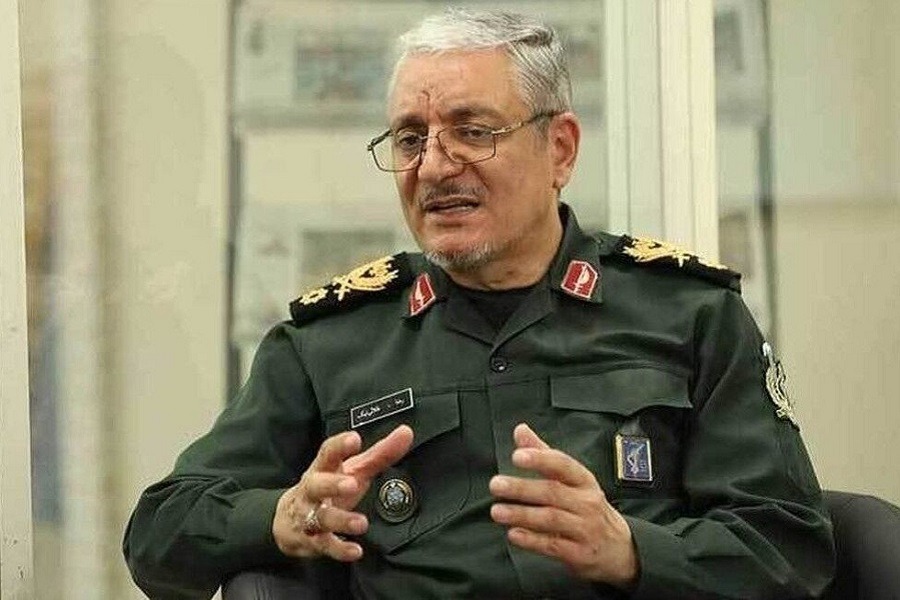 وزارة الدفاع الإيرانية: قواتنا تحضر مفاجآت لساحة المعركة