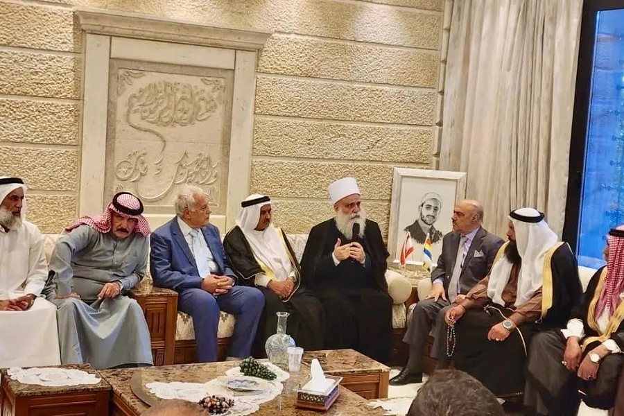 شيخ العقل: 