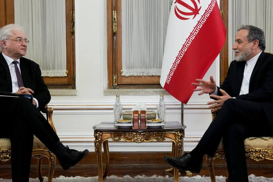 إيران وروسيا تتواصلان على مستويات متعددة حول سورية والقضايا الثنائية