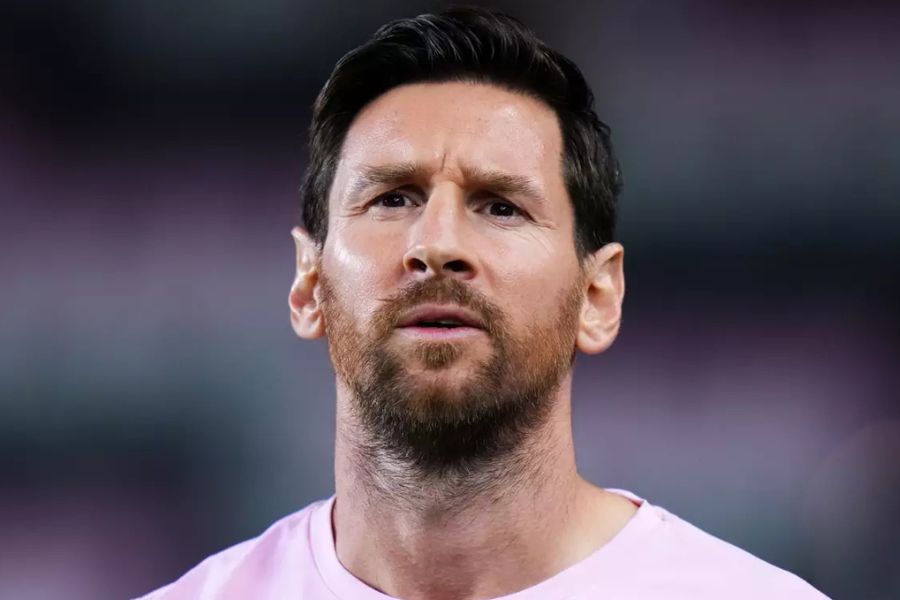 ميسي: أتطلع للعودة مجددًا إلى برشلونة