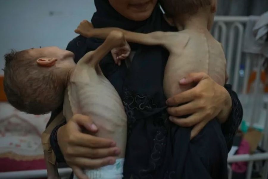 المجاعة تشتدُّ في غزة: 6 شهداء في 24 ساعة وعشرات آخرون من منتظري 