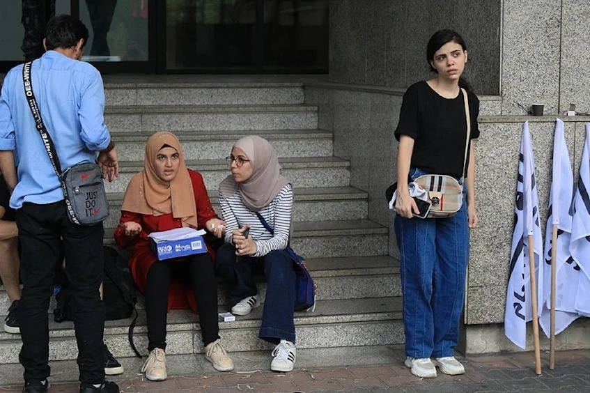 جدل في «اللبنانية»: حرية التعبير أم التماهي مع العدو؟