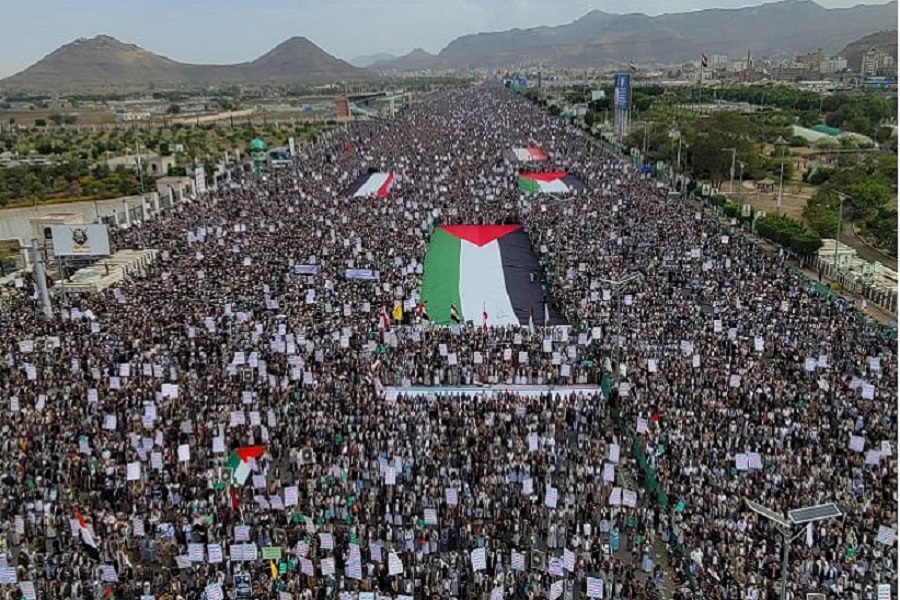 مجدّدًا.. طوفان بشري مليوني في صنعاء: العدو الأميركي فَشِل وأهدافه سقطت 