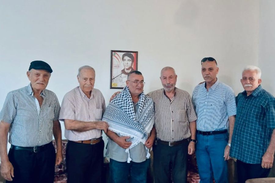 وفد فلسطيني زار منزل الأسير يحيى سكاف في المنية: تأكيد على ضرورة مساندة قضية فلسطين