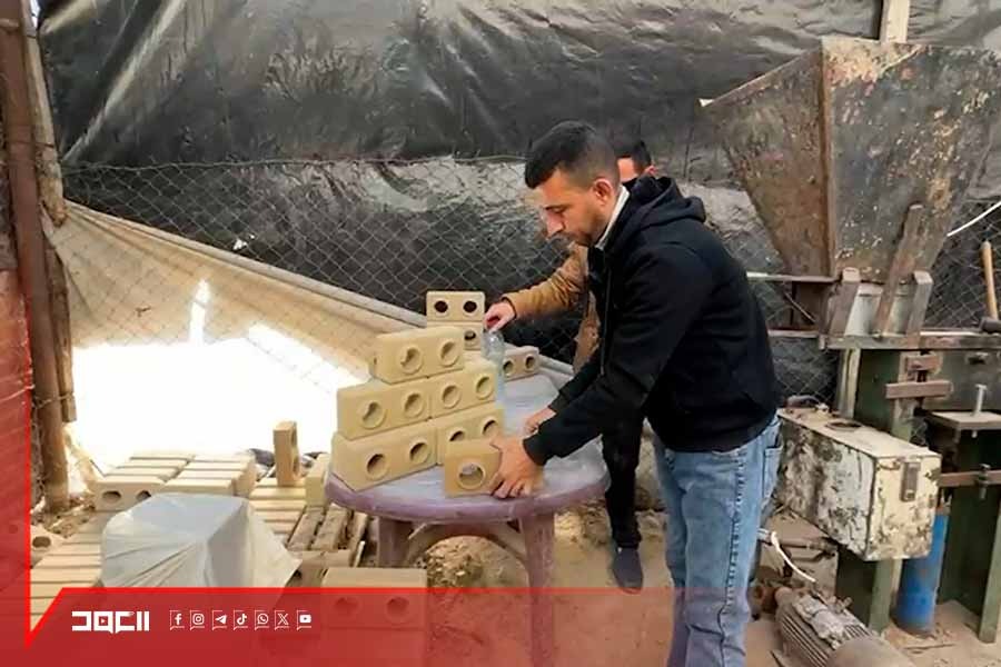 صناعة الطوب في غزة.. بديل عن حجارة الإسمنت لأعمال الترميم