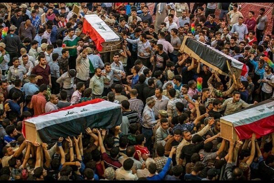 تشييع شهداء الحشد الشعبي في بغداد بعد العدوان الأميركي السعودي 