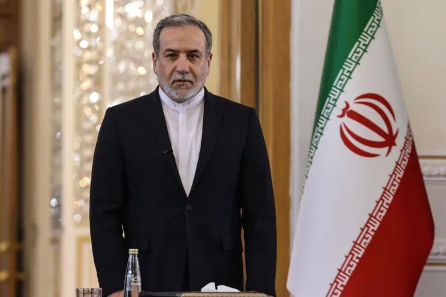 عراقجي: على أميركا أن تختار بين وقف إطلاق النار أو استمرار الحرب عبر 