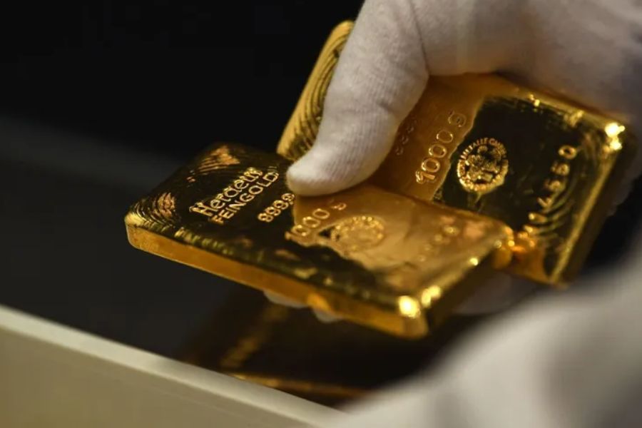 سعر الذهب يقفز إلى مستوى قياسي جديد ويتجاوز 3600 دولار للأونصة