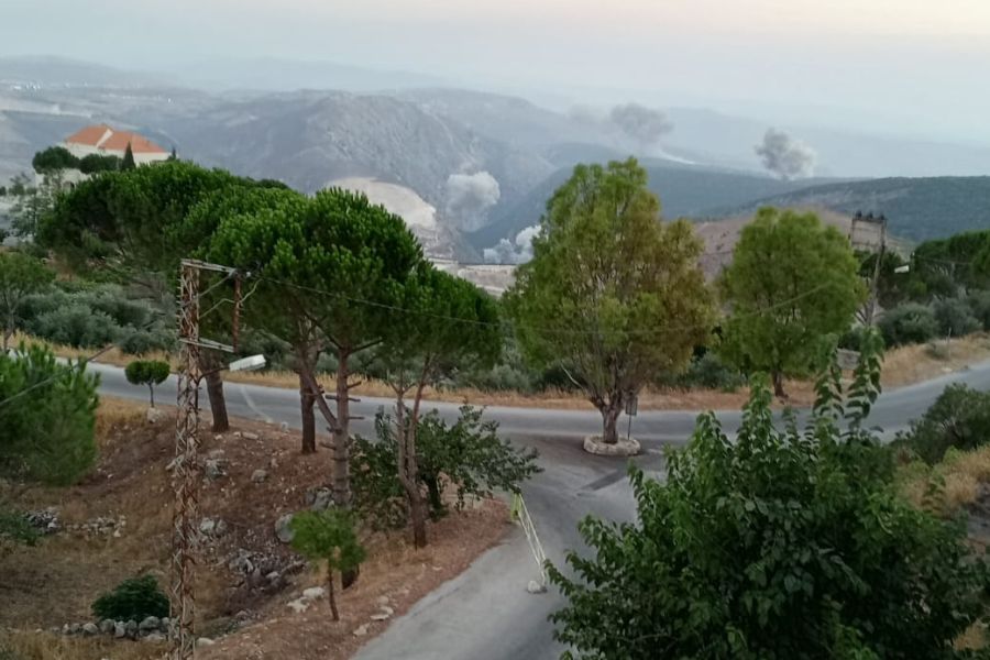 بالصور| غارات صهيونية تستهدف مناطق في جنوب لبنان