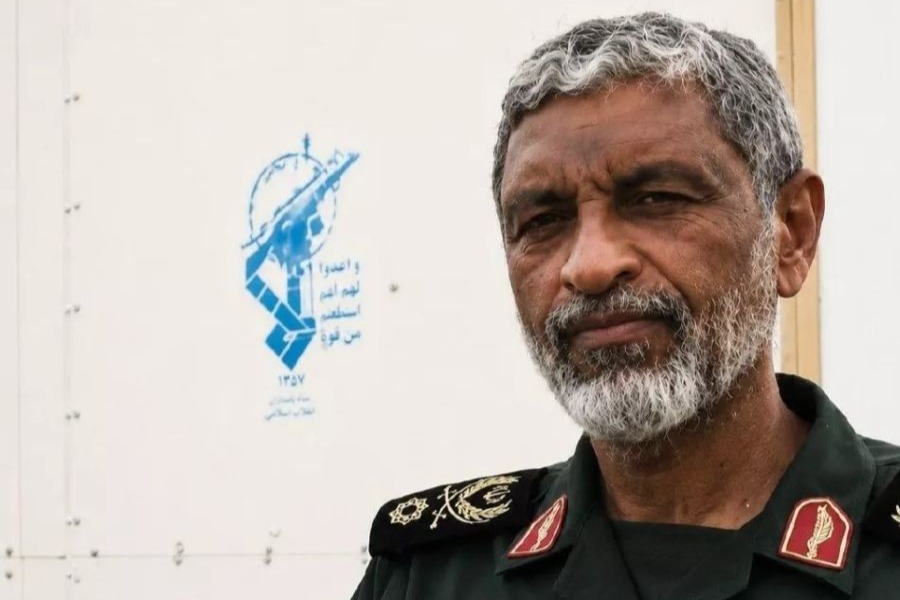 قائد القوة البحرية في حرس الثورة: مضيق هرمز مغلق وسيطرتنا على حركة الملاحة فيه كاملة 