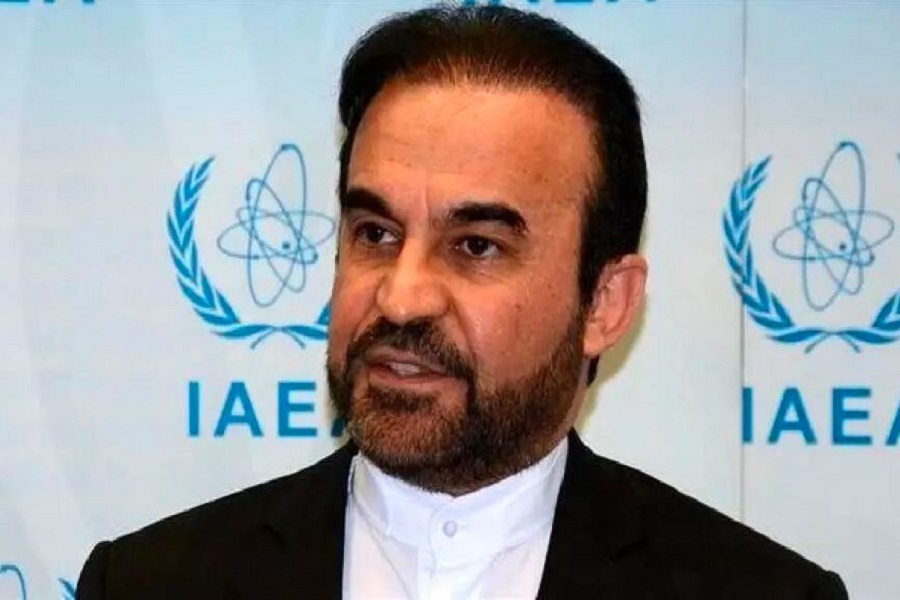 إيران: 