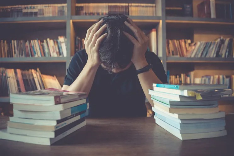 منهجية فعّالة لاستذكار العلوم وتجاوز صعوباتها