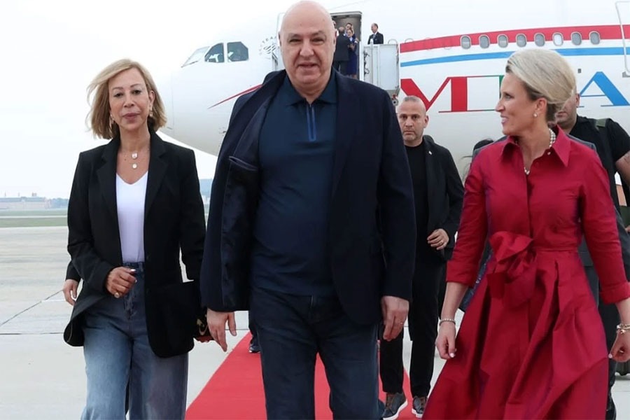 زيارة واشنطن... ملاحظات بروتوكولية وأسئلة سياسية تتجاوز الزيارة