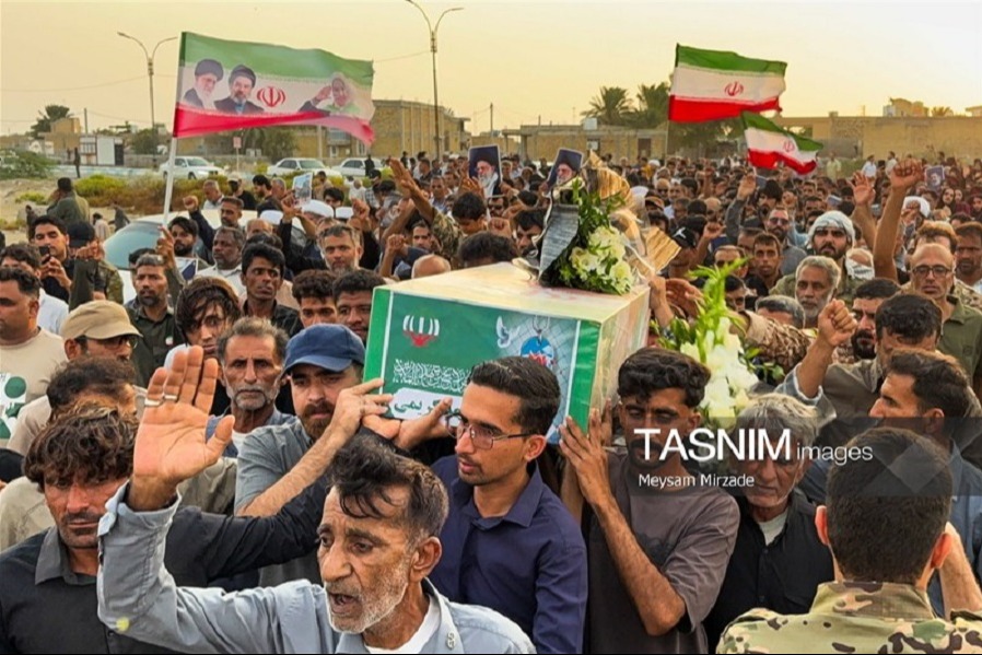 إيران تشيّع شهداء الجريمة الأميركية في سيريك