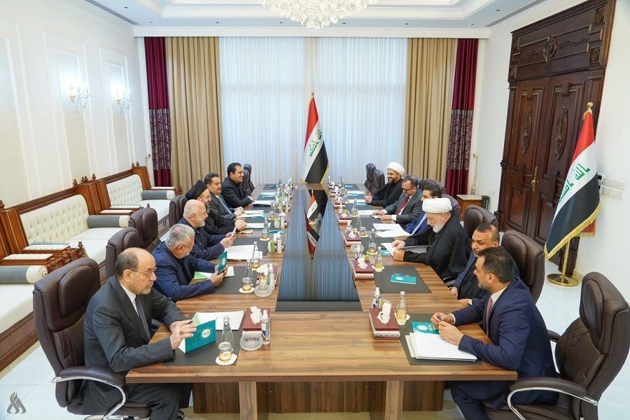 الإطار التنسيقي يدعو للمشاركة بتشييع الإمام الخامنئي في العراق