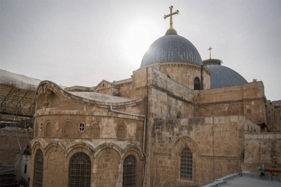  الاحتلال يحوّل القدس إلى ثكنة عسكرية ويقيّد الوصول إلى كنيسة 