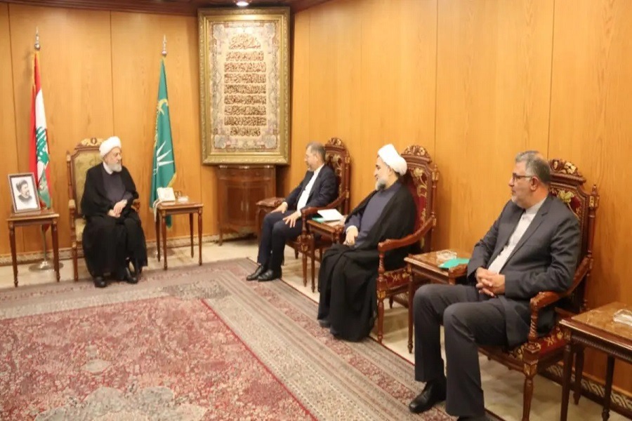 الشيخ الخطيب يبحث مع نائب وزير الخارجية الإيراني التطوّرات في لبنان والمنطقة 