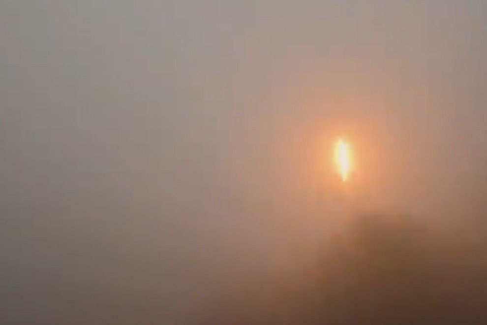  مشاهد للحظة إطلاق القوات الإيرانية لصواريخ 