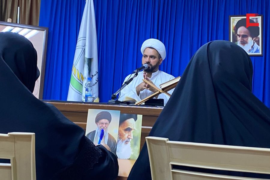 لبنان| الهيئات النسائية نظمت لقاء تثقيفيًا في مركز الإمام الخميني الثقافي - النبطية