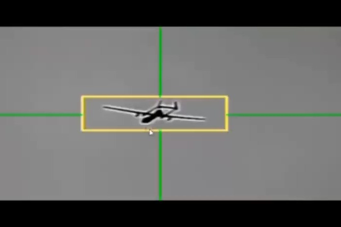 بالفيديو | الحرس الثوري يسقط طائرة هرمس 450 فوق خرم اباد جنوب إيران