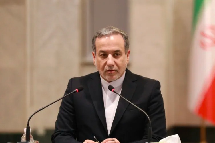  عراقجي ردًا على ميرتس: لن تكون هناك خطوط حمراء بعد الآن