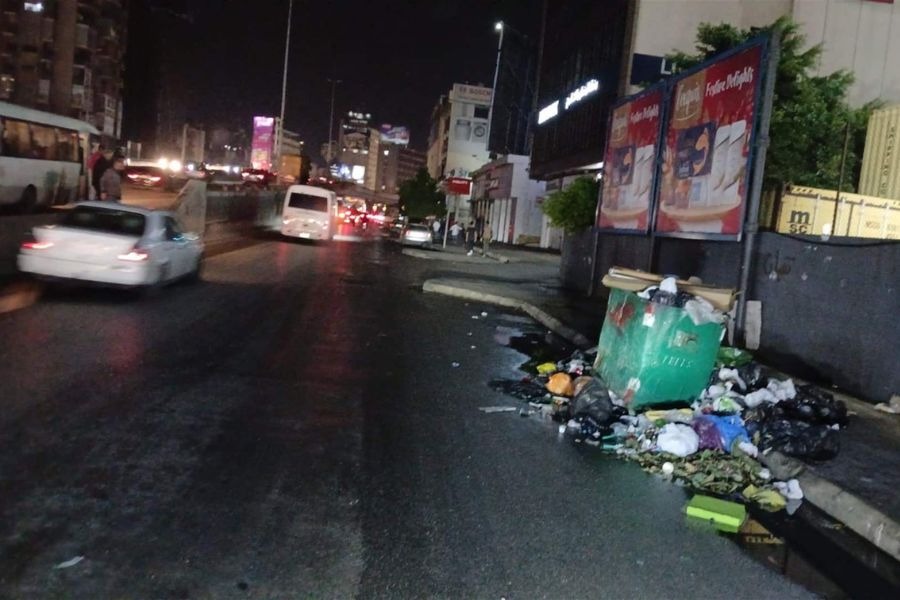 وزارتا الأشغال والداخلية تحذّران من رمي النفايات على الأوتوسترادات