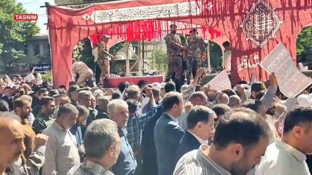 تشييع جثامين شهداء العدوان الصهيوني في لرستان في إيران