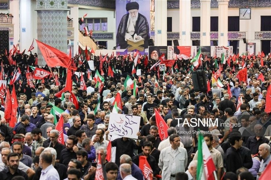 طهران تحيي أربعين تشييع الإمام الخامنئي (قده) بحضور حاشد والمراسم تتواصل اليوم في قم