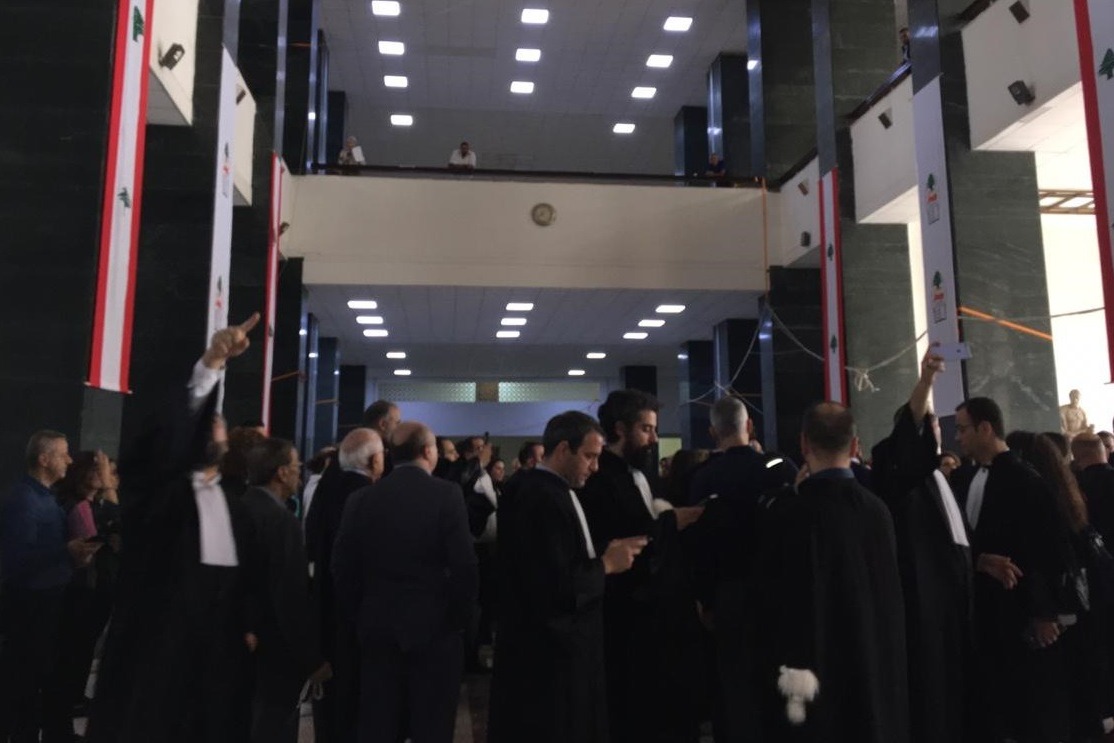 نقابة المحامين في بيروت بين التحضير الانتخابي وحماية التوازن الطائفي