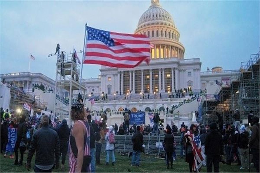 استطلاع: تدهور غير مسبوق في أوضاع الأميركيين المالية منذ 25 عامًا