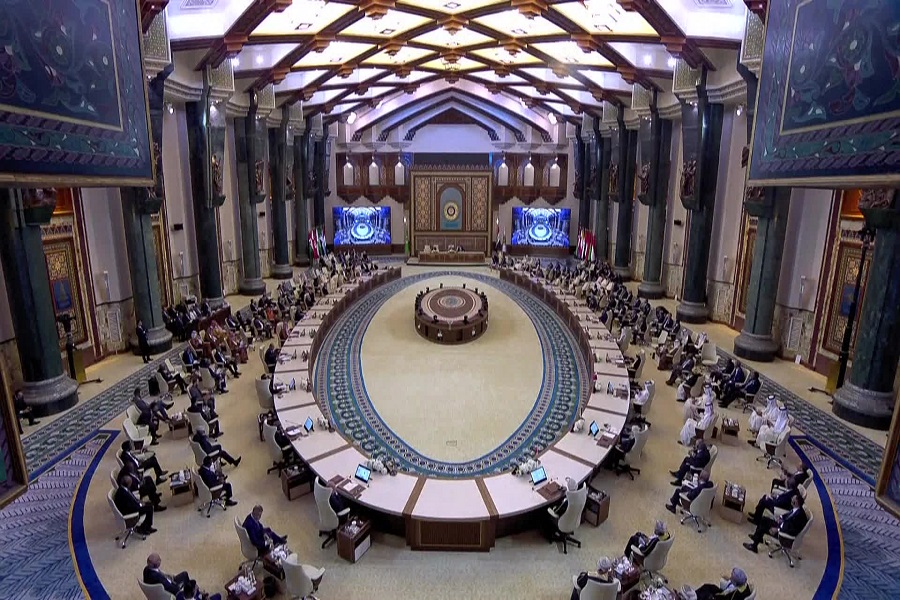 القمة العربية في بغداد: لوقف فوري للعدوان على غزة ورفض كل أشكال تهجير الفلسطينيين