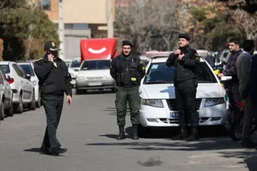 الحرس الثوري الإسلامي يفكك شبكة تجسس ويعتقل عملاء لـ