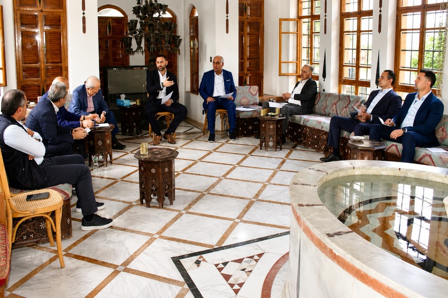 اللقاء الديمقراطي يدعم مذكرة جنبلاط: 