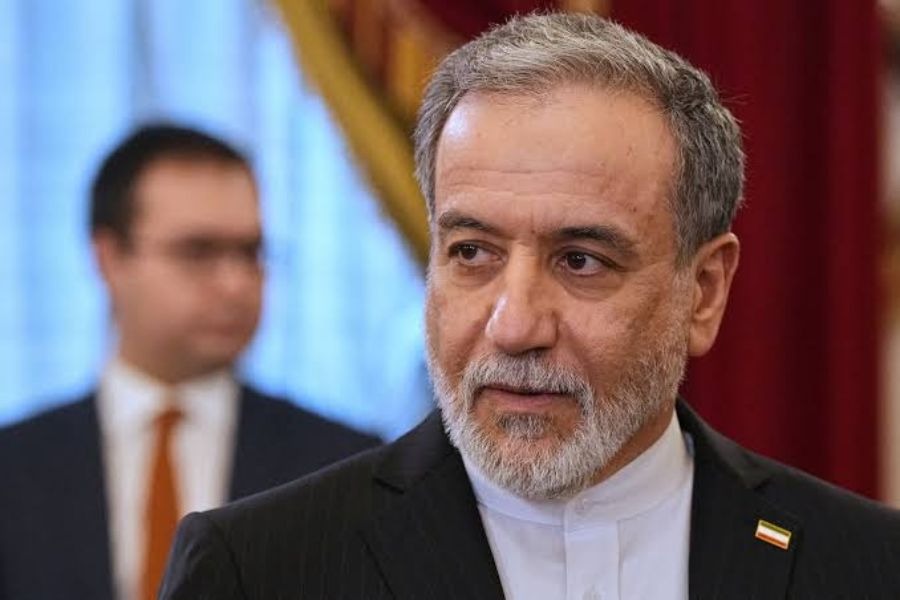 عراقجي لنظيره الفرنسي: كفى ذرفًا لدموع التماسيح