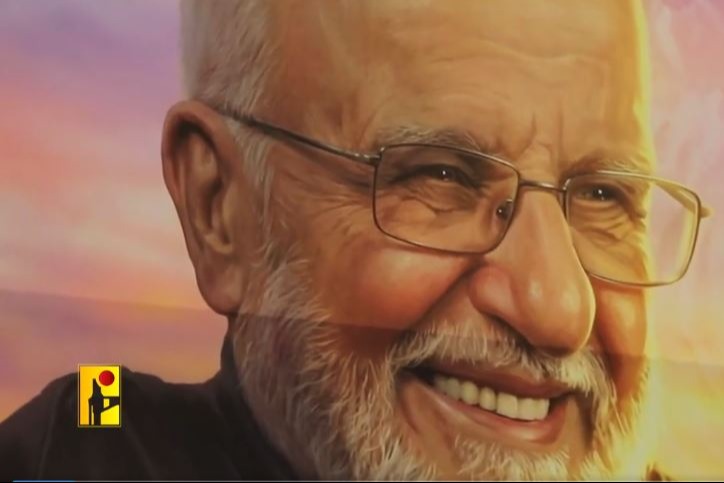 بالفيديو| تحيّة وفاء من مجاهدي المقاومة لوالد سيّد شهداء الأمة عند ضريحه المبارك