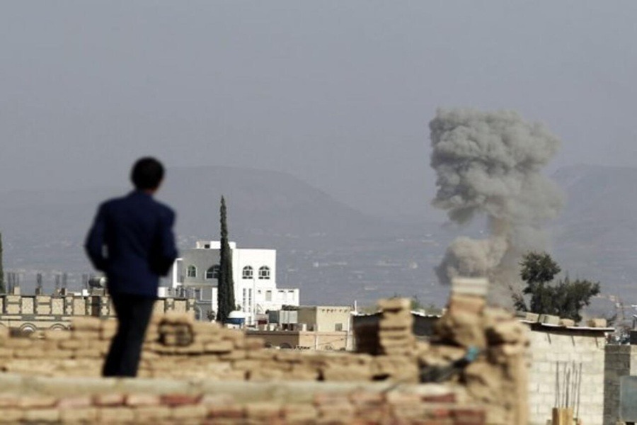 الطيران الحربي السعودي شن 77 غارة خلال 24 ساعة على اليمن
