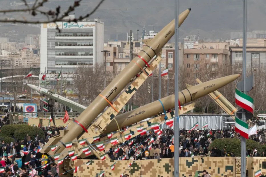 مؤشر اتجاه الحرب: كيفية التعايش مع قوة إيران لا إخضاعها