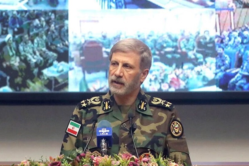 قائد الجيش الإيراني: سنرد ردًّا ساحقًا على أخطاء الأعداء