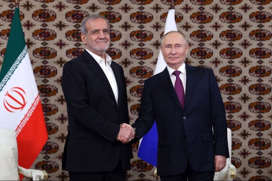 لقاءٌ مرتقب بين بزشكيان وبوتين في تركمانستان